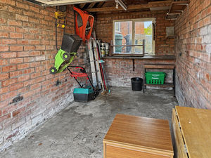 Photo 19- click for photo gallery